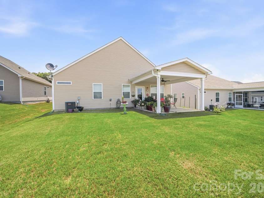 7383 Latham Way, Denver, NC 28037.  MLS# CAR4398522, YatesRealty ID 34215. 