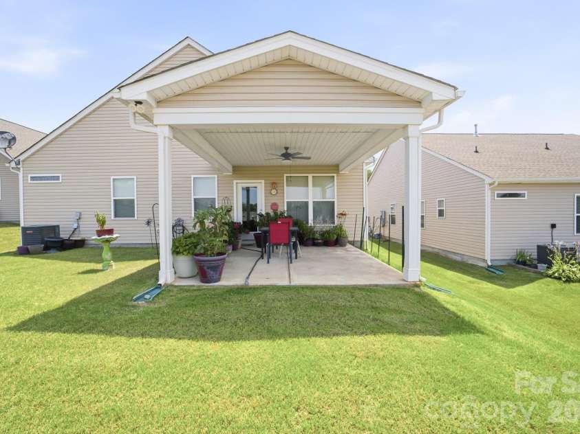 7383 Latham Way, Denver, NC 28037.  MLS# CAR4398522, YatesRealty ID 34215. 
