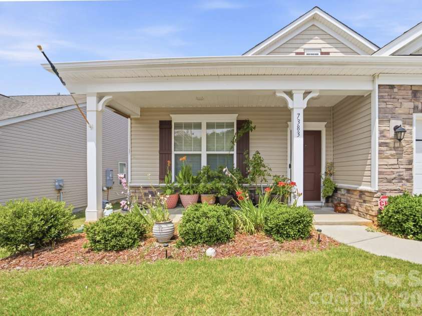 7383 Latham Way, Denver, NC 28037.  MLS# CAR4398522, YatesRealty ID 34215. 
