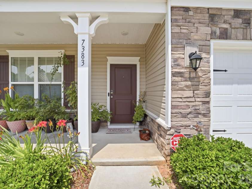 7383 Latham Way, Denver, NC 28037.  MLS# CAR4398522, YatesRealty ID 34215. 