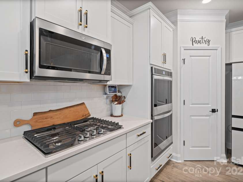 110 Callandor Court, Troutman, NC 28166.  MLS# CAR4293175, YatesRealty ID 34216. 