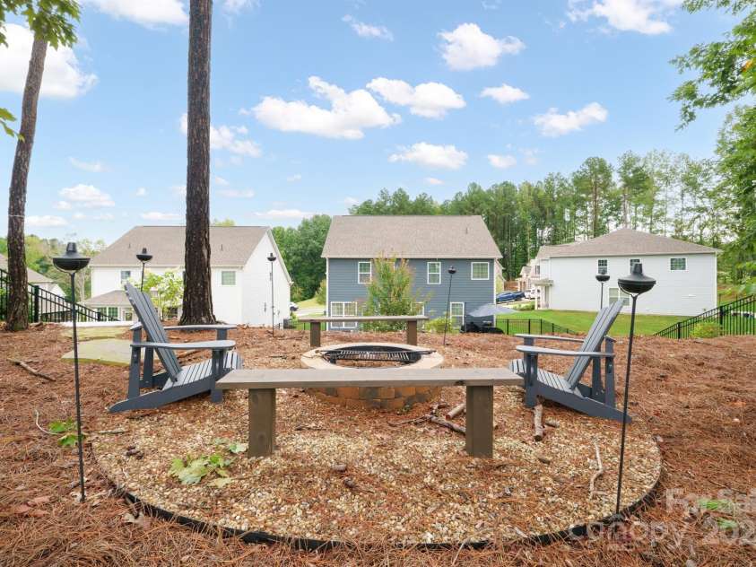 110 Callandor Court, Troutman, NC 28166.  MLS# CAR4293175, YatesRealty ID 34216. 