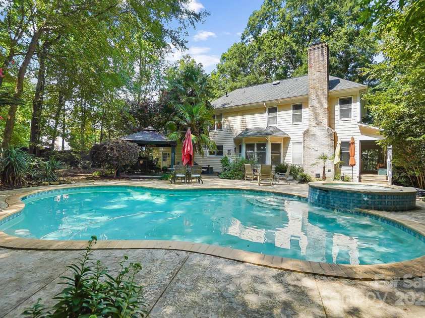 9921 Hanging Moss Trail, Mint Hill, NC 28227.  MLS# CAR4293455, YatesRealty ID 34217. 