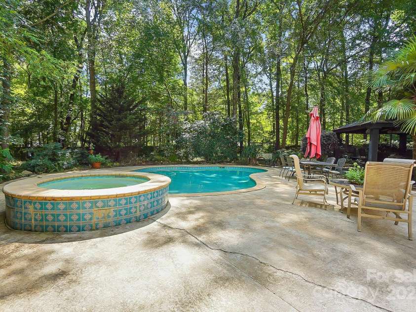 9921 Hanging Moss Trail, Mint Hill, NC 28227.  MLS# CAR4293455, YatesRealty ID 34217. 