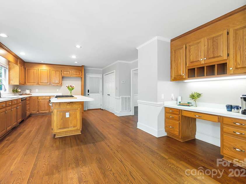9921 Hanging Moss Trail, Mint Hill, NC 28227.  MLS# CAR4293455, YatesRealty ID 34217. 