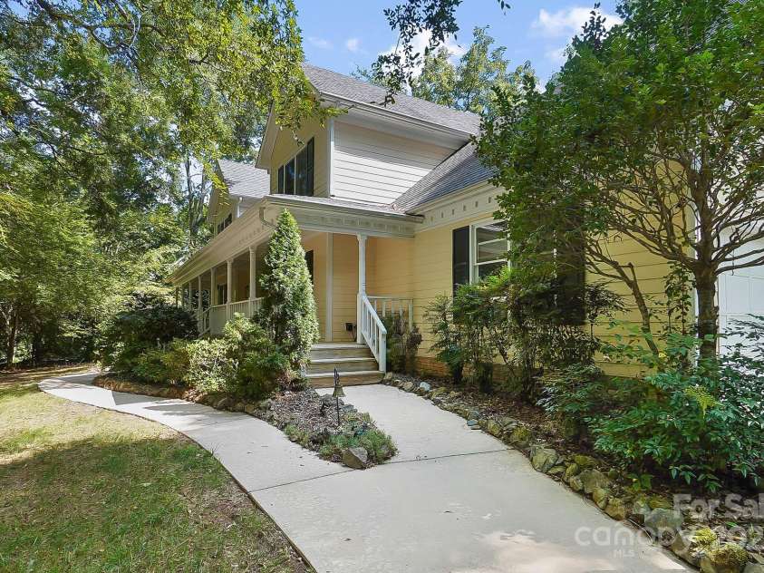 9921 Hanging Moss Trail, Mint Hill, NC 28227.  MLS# CAR4293455, YatesRealty ID 34217. 