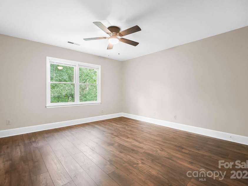 9921 Hanging Moss Trail, Mint Hill, NC 28227.  MLS# CAR4293455, YatesRealty ID 34217. Bedroom 3