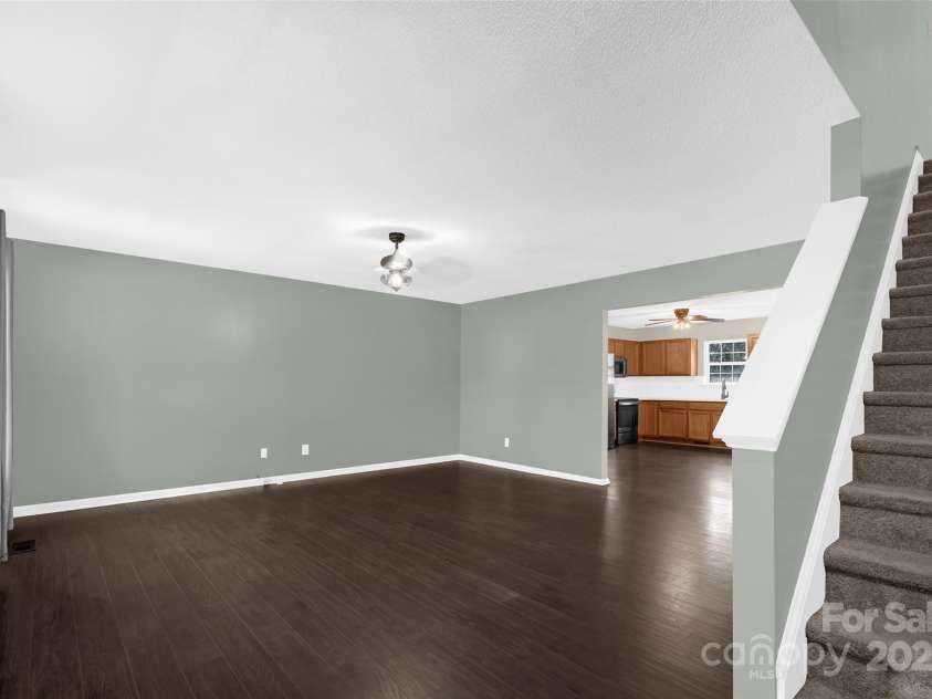 110 Salem Meadow Drive, Statesville, NC 28625.  MLS# CAR4293923, YatesRealty ID 34218. 