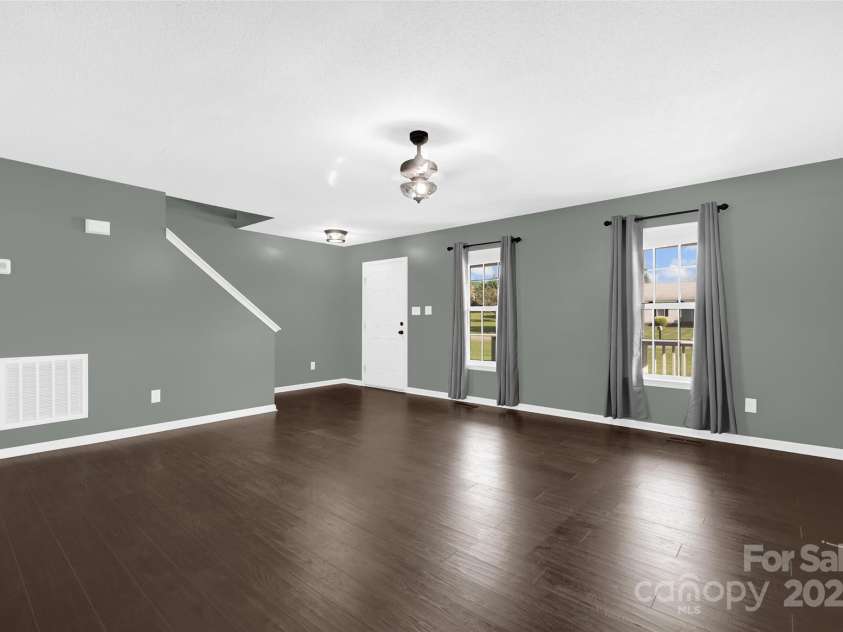 110 Salem Meadow Drive, Statesville, NC 28625.  MLS# CAR4293923, YatesRealty ID 34218. 