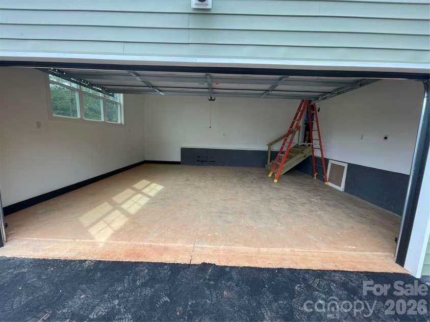 321 Whispering Pines Circle, Forest City, NC 28043.  MLS# CAR4399016, YatesRealty ID 34218. 