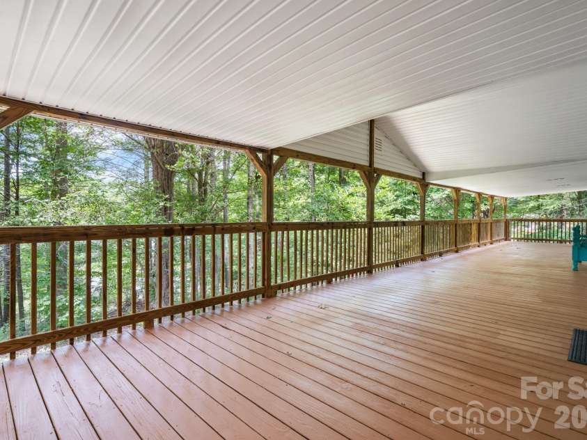 4901 Uncle Freds Place, Morganton, NC 28655.  MLS# CAR4398554, YatesRealty ID 34219. 