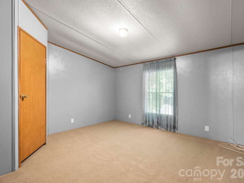 4901 Uncle Freds Place, Morganton, NC 28655.  MLS# CAR4398554, YatesRealty ID 34219. 