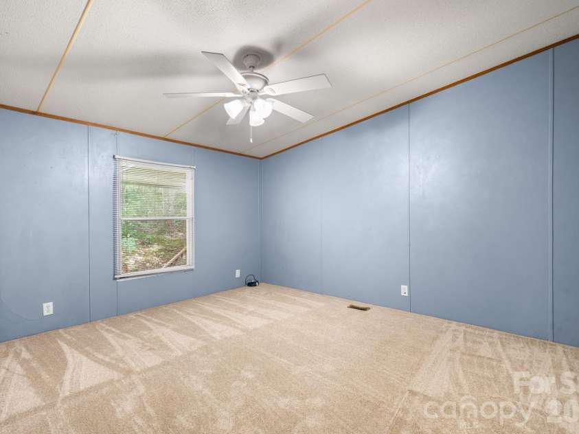 4901 Uncle Freds Place, Morganton, NC 28655.  MLS# CAR4398554, YatesRealty ID 34219. 