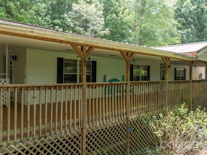 4901 Uncle Freds Place, Morganton, NC 28655.  MLS# CAR4398554, YatesRealty ID 34219. 