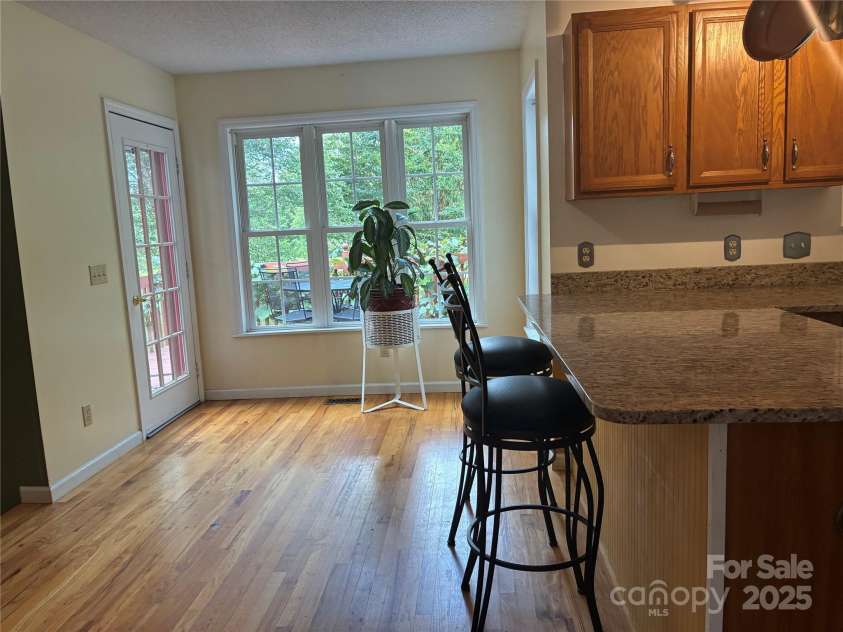 61 Rolling Hills Road, Mills River, NC 28759.  MLS# CAR4294434, YatesRealty ID 34219. 