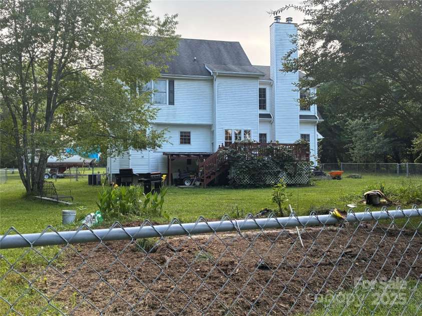 61 Rolling Hills Road, Mills River, NC 28759.  MLS# CAR4294434, YatesRealty ID 34219. 