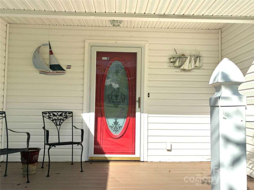 61 Rolling Hills Road, Mills River, NC 28759.  MLS# CAR4294434, YatesRealty ID 34219. 
