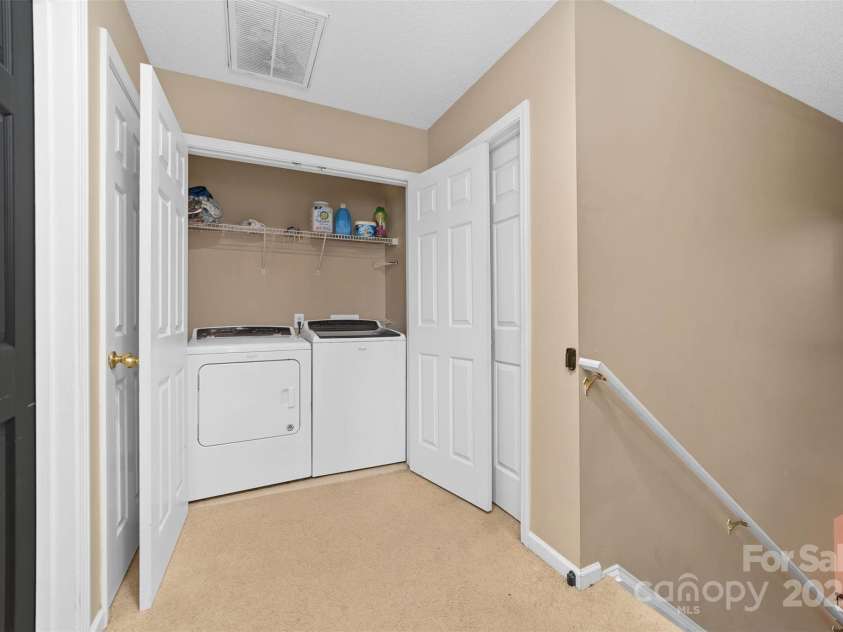 10338 Covingtonwood Drive, Charlotte, NC 28214.  MLS# CAR4323207, YatesRealty ID 3422. 