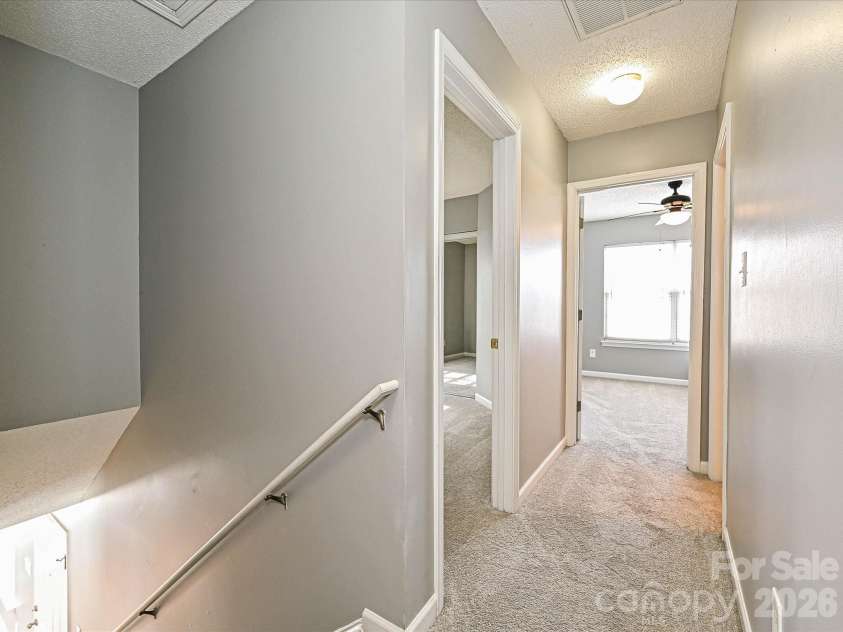 8627 Meadowmont View Drive, Charlotte, NC 28269.  MLS# CAR4353558, YatesRealty ID 3422. 