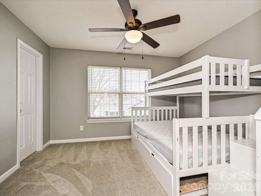 8627 Meadowmont View Drive, Charlotte, NC 28269.  MLS# CAR4353558, YatesRealty ID 3422. 