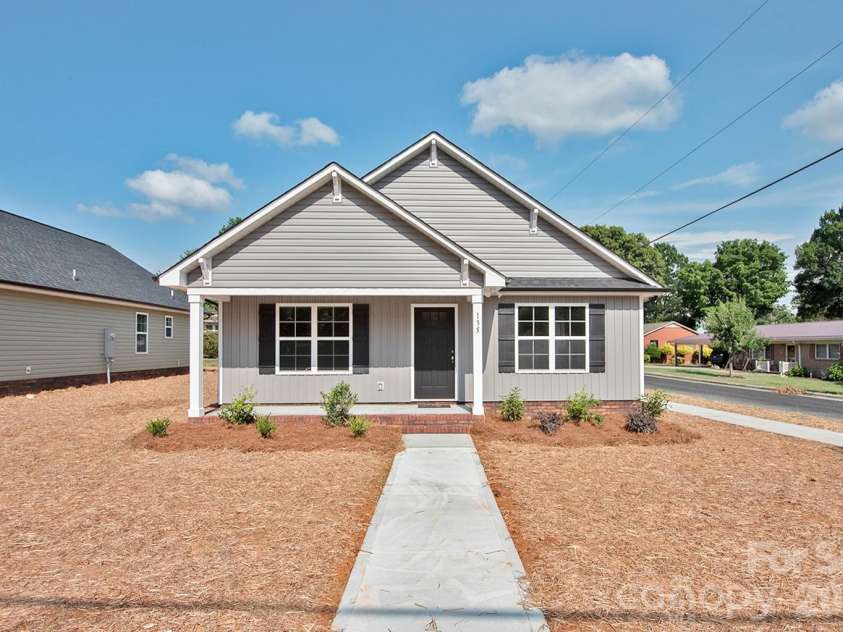 135 Beaver Street, Landis, NC 28088.  MLS# CAR4399078, YatesRealty ID 34220. 