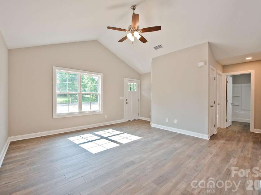 135 Beaver Street, Landis, NC 28088.  MLS# CAR4399078, YatesRealty ID 34220. 