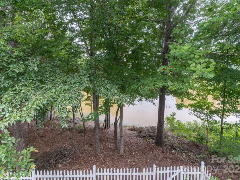 7903 Smith Pond Drive, Denver, NC 28037.  MLS# CAR4292045, YatesRealty ID 34220. 