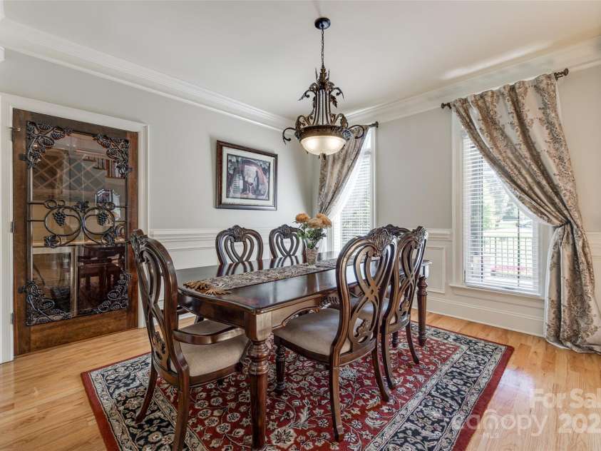 546 Little Cove Lane, Lake Wylie, SC 29710.  MLS# CAR4279775, YatesRealty ID 34223. 