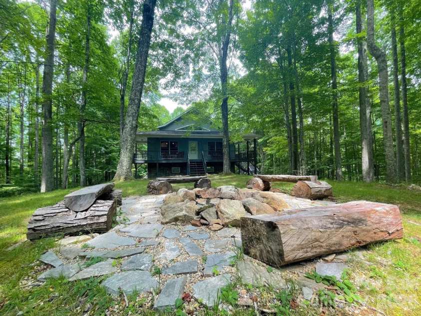 700 Norton Fork Road, Hot Springs, NC 28743.  MLS# CAR4399070, YatesRealty ID 34223. 