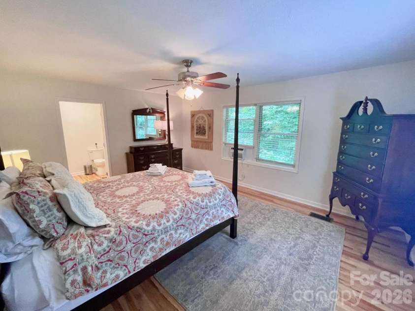 700 Norton Fork Road, Hot Springs, NC 28743.  MLS# CAR4399070, YatesRealty ID 34223. 