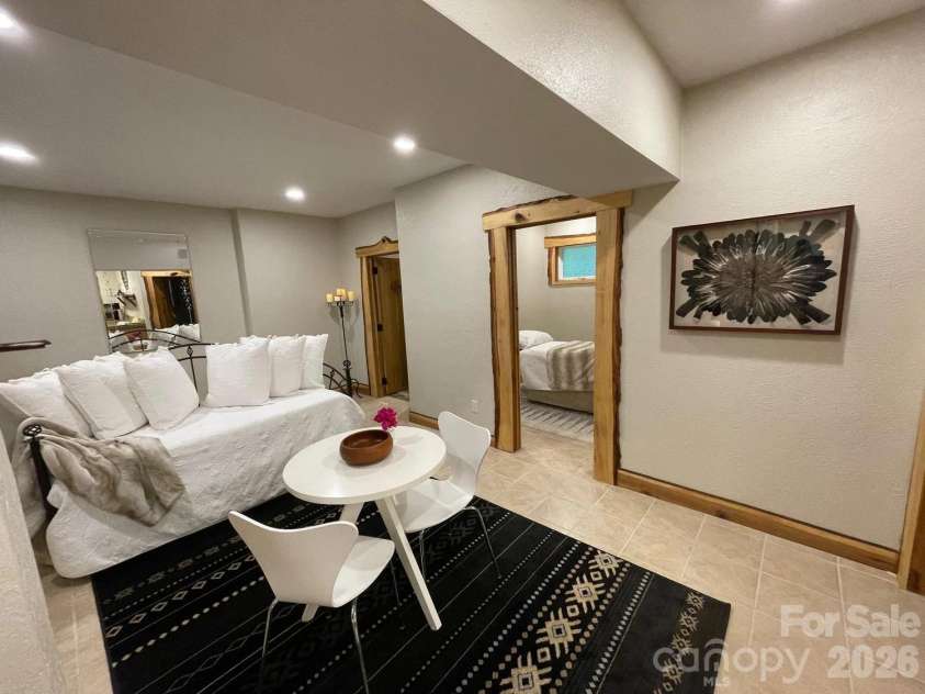 700 Norton Fork Road, Hot Springs, NC 28743.  MLS# CAR4399070, YatesRealty ID 34223. 