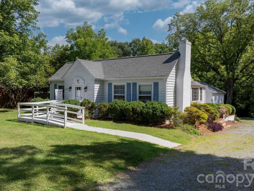 608 1st Street, Conover, NC 28613.  MLS# CAR4398587, YatesRealty ID 34224. 