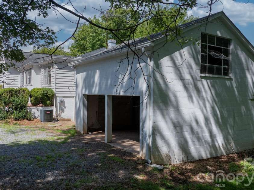 608 1st Street, Conover, NC 28613.  MLS# CAR4398587, YatesRealty ID 34224. 