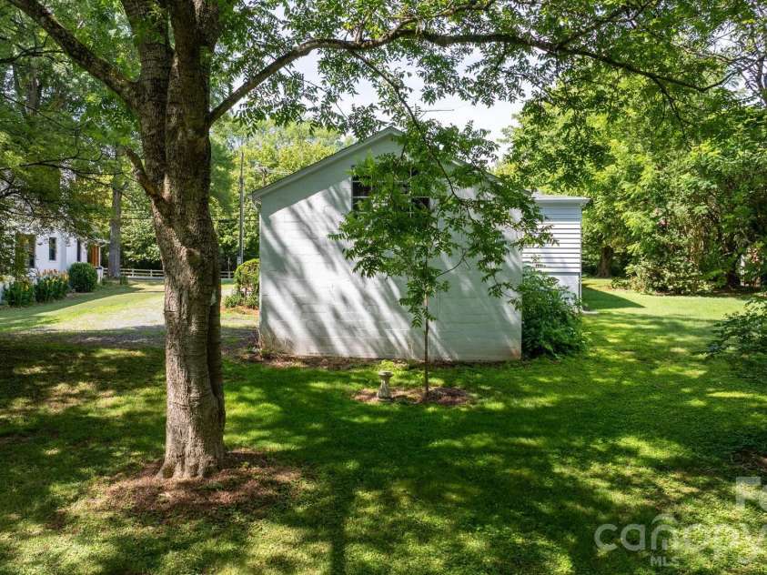 608 1st Street, Conover, NC 28613.  MLS# CAR4398587, YatesRealty ID 34224. 