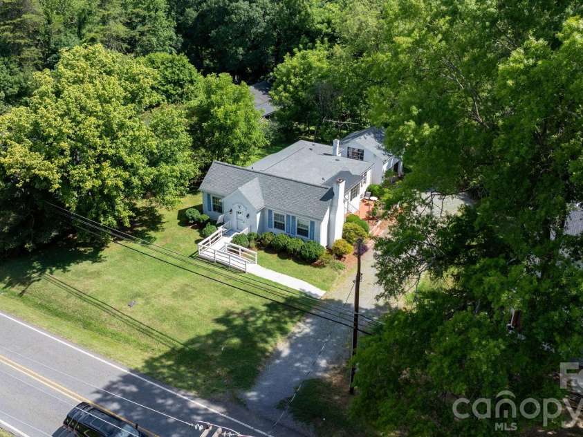 608 1st Street, Conover, NC 28613.  MLS# CAR4398587, YatesRealty ID 34224. 