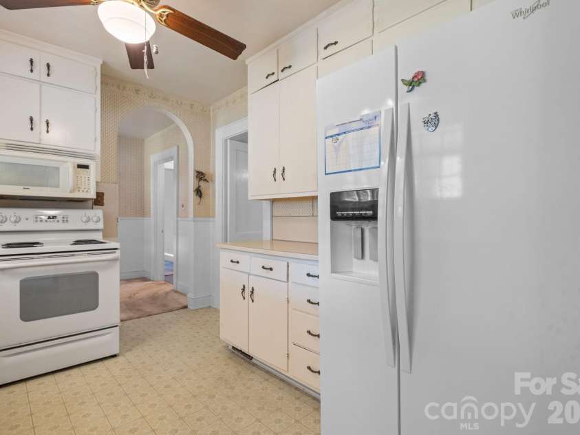 608 1st Street, Conover, NC 28613.  MLS# CAR4398587, YatesRealty ID 34224. 
