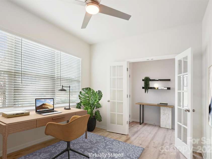 15119 Oleander Drive, Charlotte, NC 28278.  MLS# CAR4272288, YatesRealty ID 34225. Private Office/Flex Space - virtually staged for scale