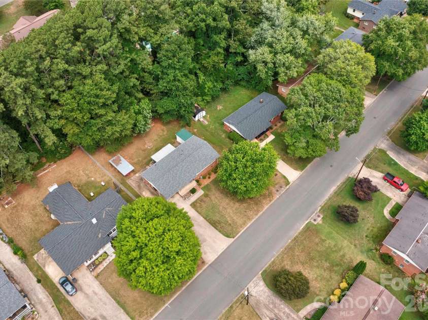 508 Leander Street, Shelby, NC 28152.  MLS# CAR4398707, YatesRealty ID 34225. 