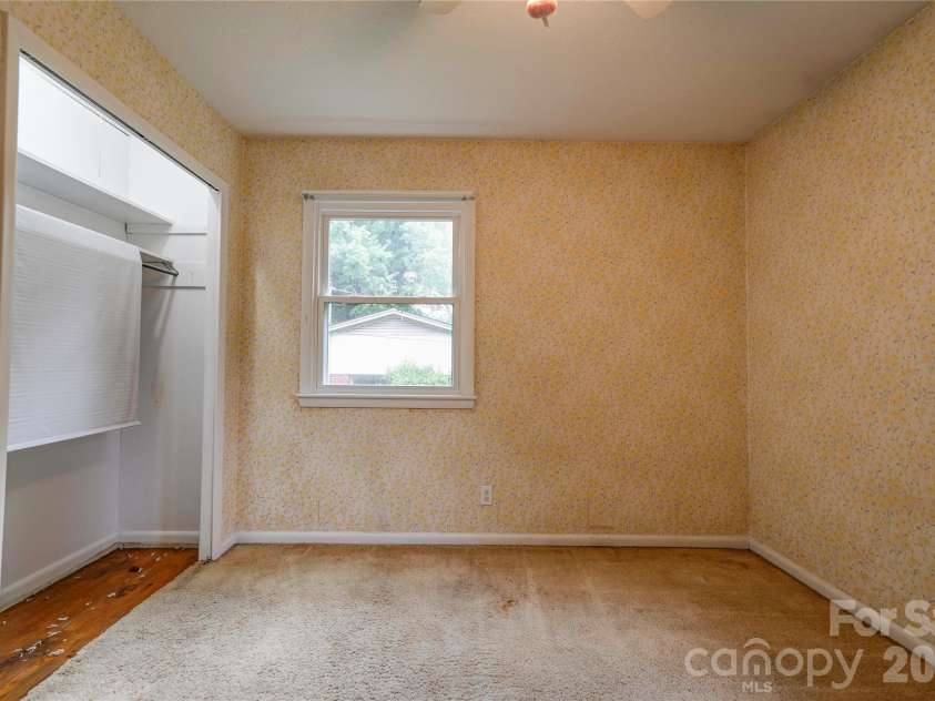 508 Leander Street, Shelby, NC 28152.  MLS# CAR4398707, YatesRealty ID 34225. 