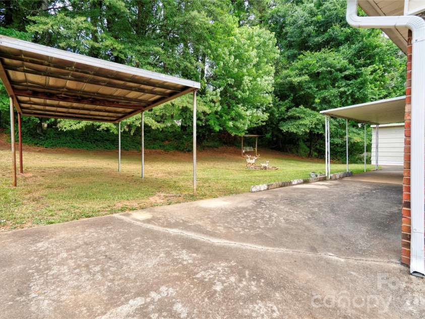 508 Leander Street, Shelby, NC 28152.  MLS# CAR4398707, YatesRealty ID 34225. 