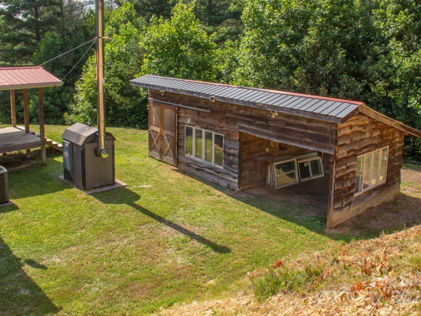 3113 Revere Road, Marshall, NC 28753.  MLS# CAR4280228, YatesRealty ID 34226. 