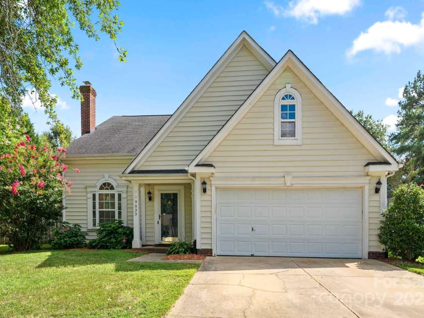9033 Blueshot Court, Charlotte, NC 28273.  MLS# CAR4294709, YatesRealty ID 34229. 