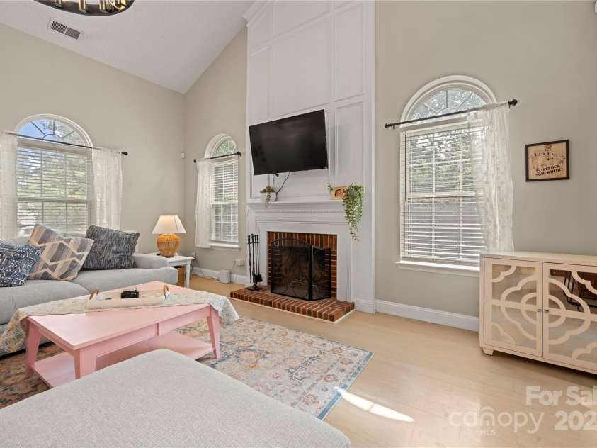 9033 Blueshot Court, Charlotte, NC 28273.  MLS# CAR4294709, YatesRealty ID 34229. 