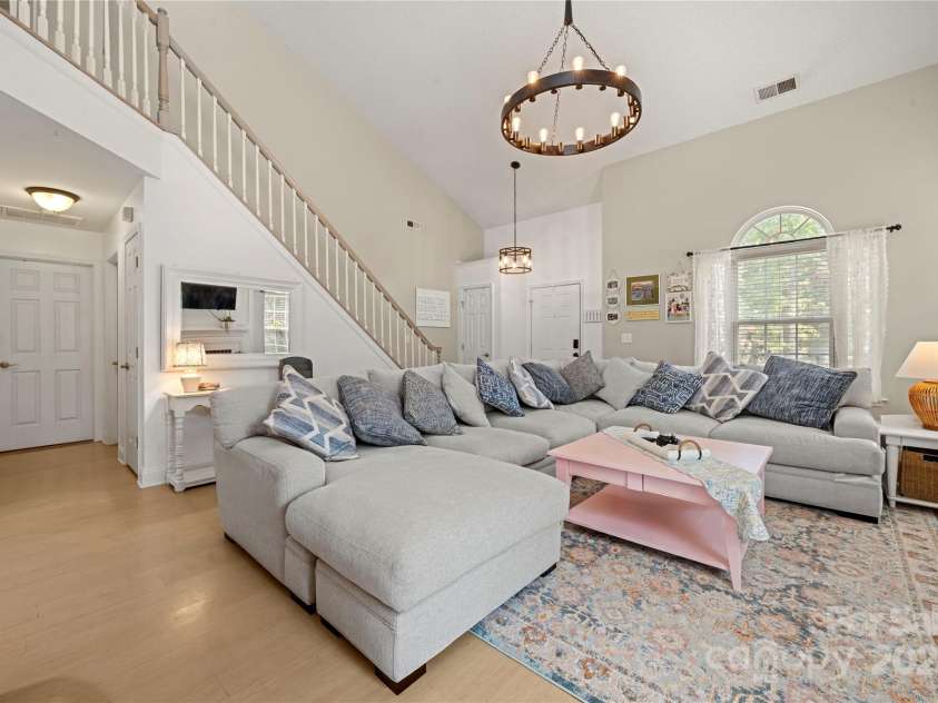 9033 Blueshot Court, Charlotte, NC 28273.  MLS# CAR4294709, YatesRealty ID 34229. 