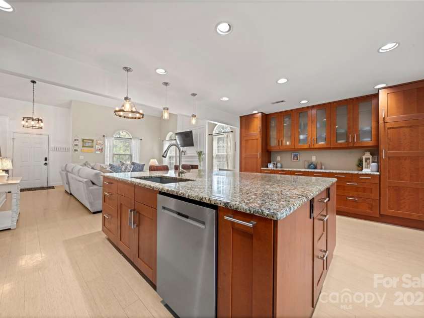 9033 Blueshot Court, Charlotte, NC 28273.  MLS# CAR4294709, YatesRealty ID 34229. 