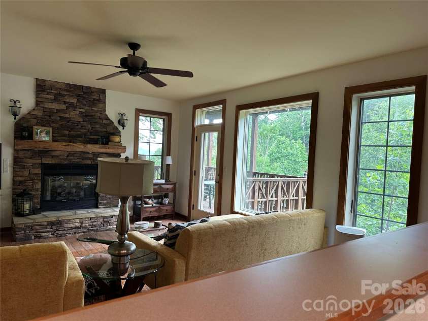 222 Creekside Way, Burnsville, NC 28714.  MLS# CAR4393294, YatesRealty ID 3423. 