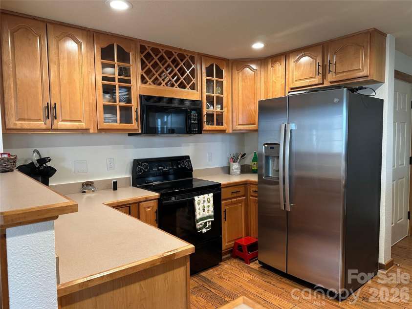 222 Creekside Way, Burnsville, NC 28714.  MLS# CAR4393294, YatesRealty ID 3423. 