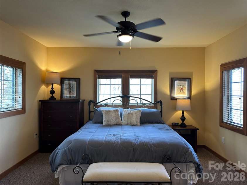 222 Creekside Way, Burnsville, NC 28714.  MLS# CAR4393294, YatesRealty ID 3423. 