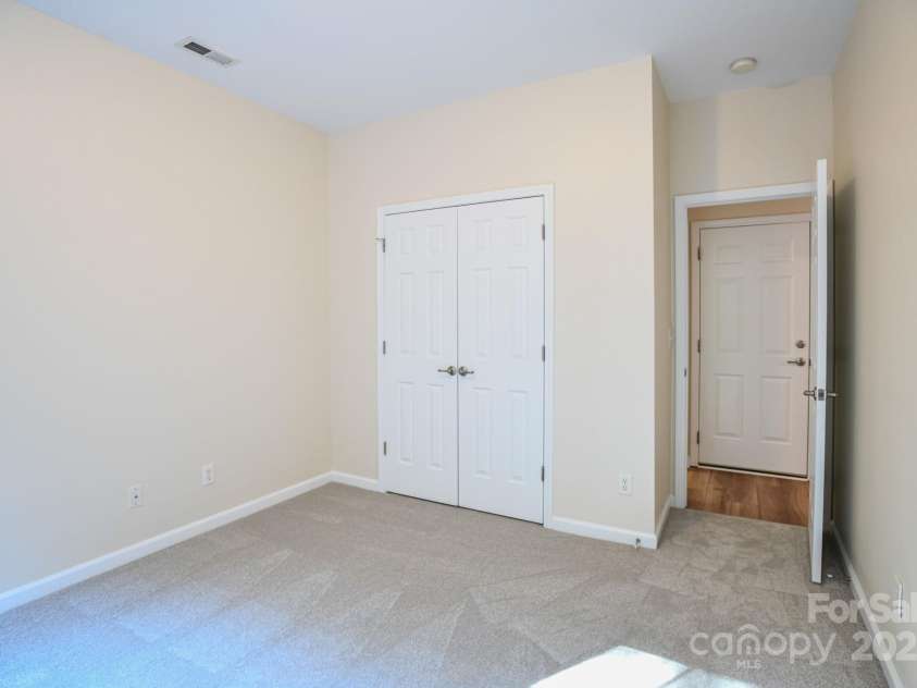 28 Stone River Drive, Asheville, NC 28804.  MLS# CAR4320915, YatesRealty ID 3423. 