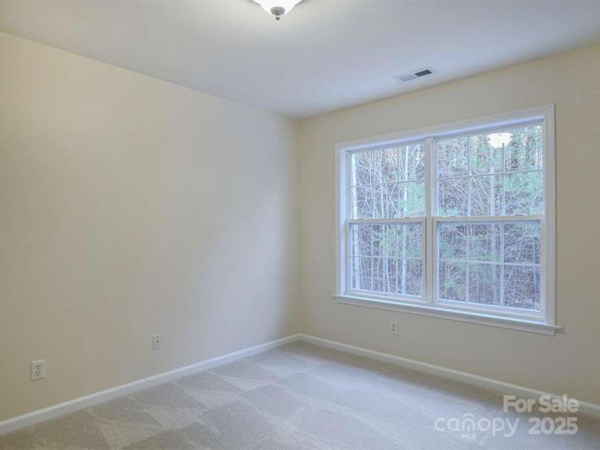 28 Stone River Drive, Asheville, NC 28804.  MLS# CAR4320915, YatesRealty ID 3423. 